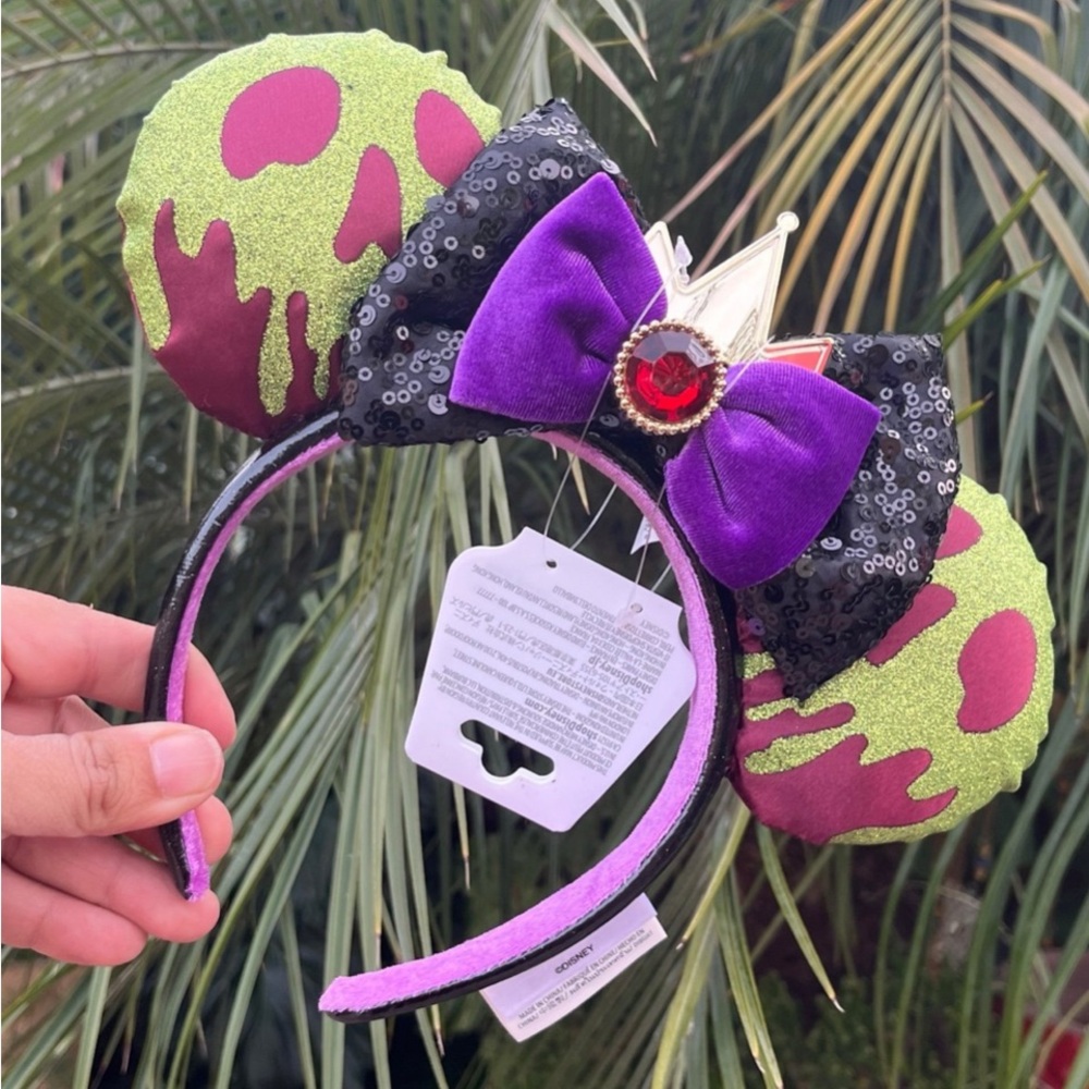 Disney Parks Snow White Evil Queen Poison Apple Ear Ears Headband New 2024